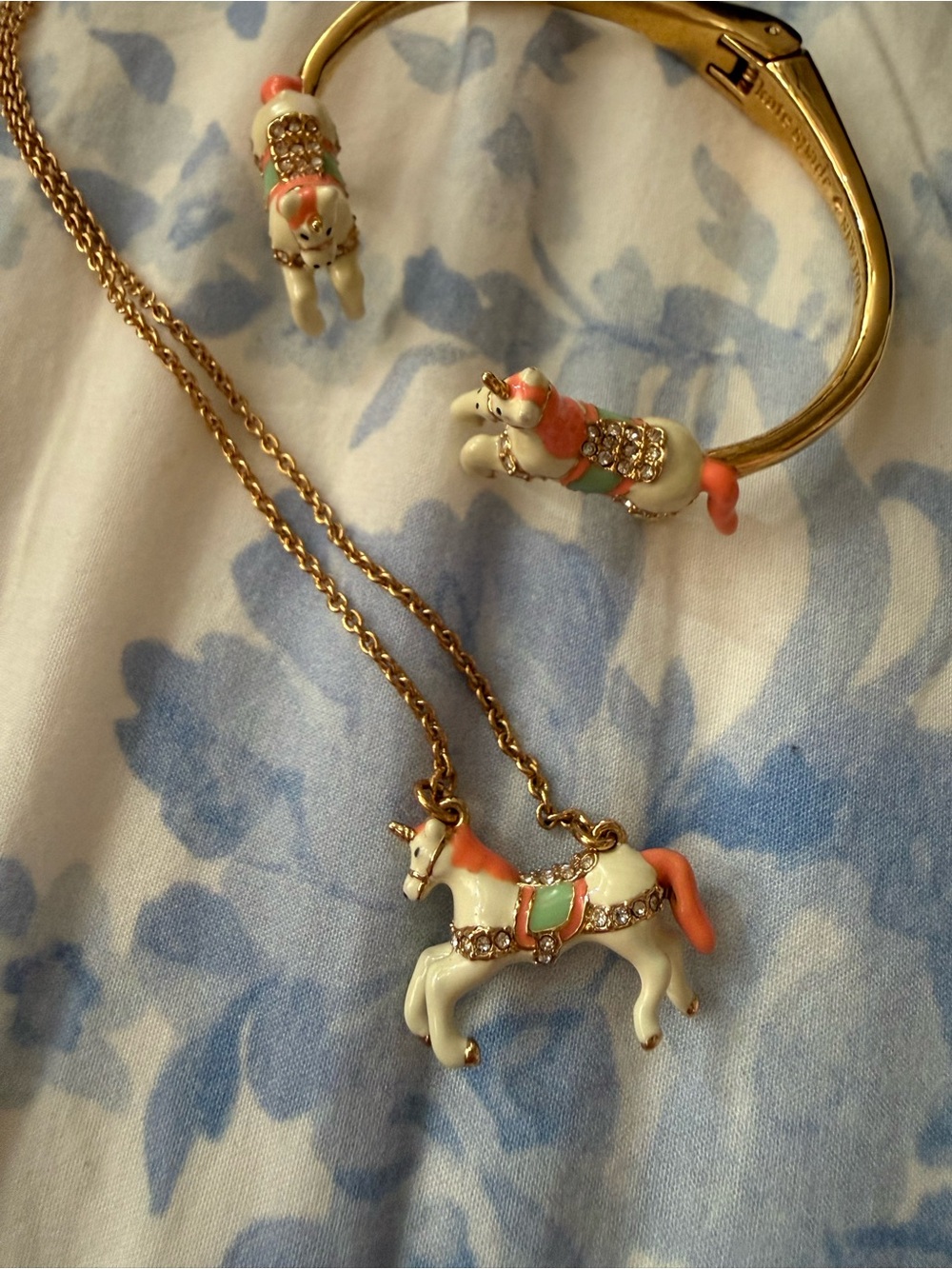 Kate Spade ♠️ 🦄 Unicorn Necklace and Bracelet Set - Picture 2 of 5